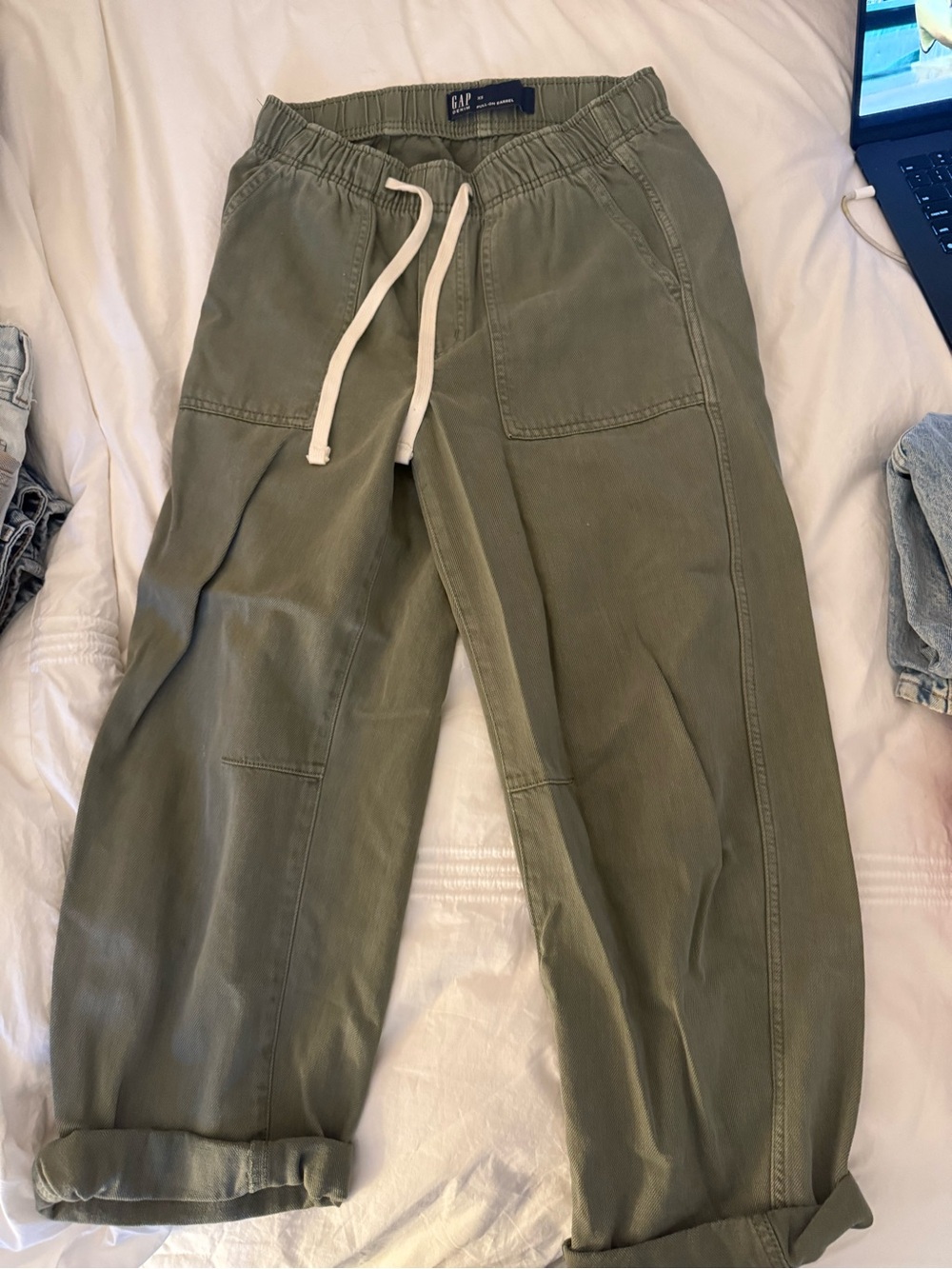 GAP Pull-on Barrel Pants